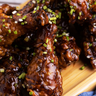 Asas de Frango ao Molho Barbecue